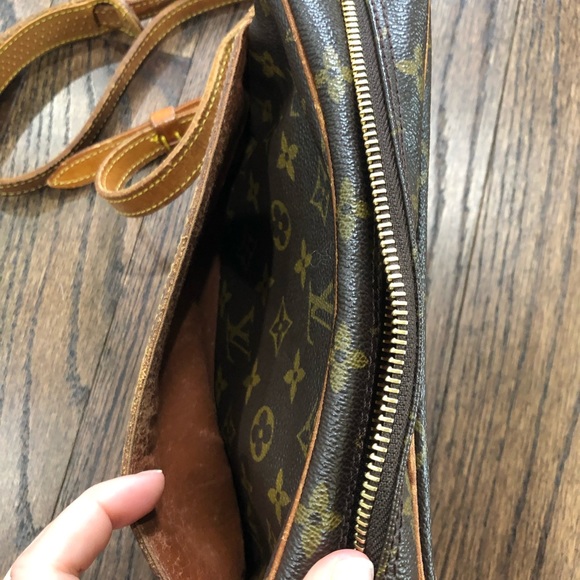 SOLD - Picture 5 of 8